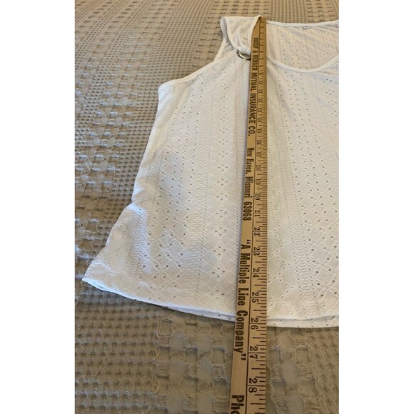 Sleeveless Women Tank Top Blouse Eyelet Stretchy Fabric V Neckline Sz XXL White - Picture 9 of 9